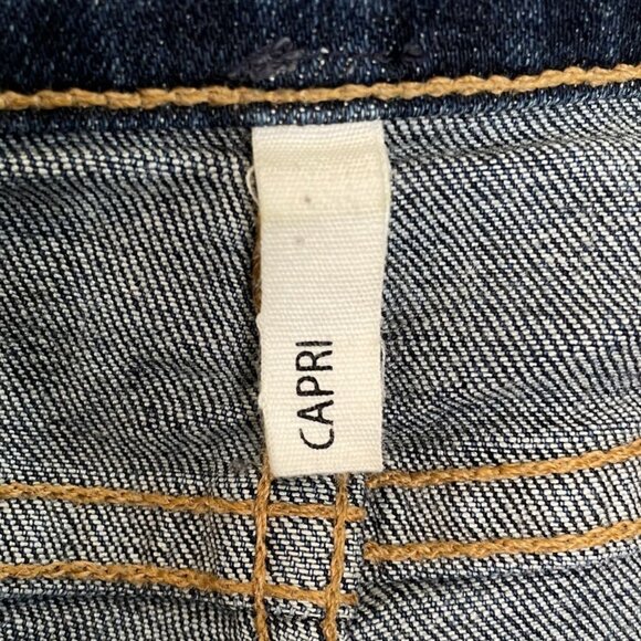 Rag & Bone Capri Distressed Jeans in Hampton, 25 - Picture 9 of 11